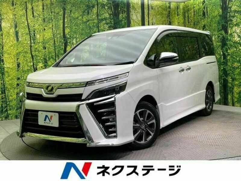 TOYOTA　VOXY