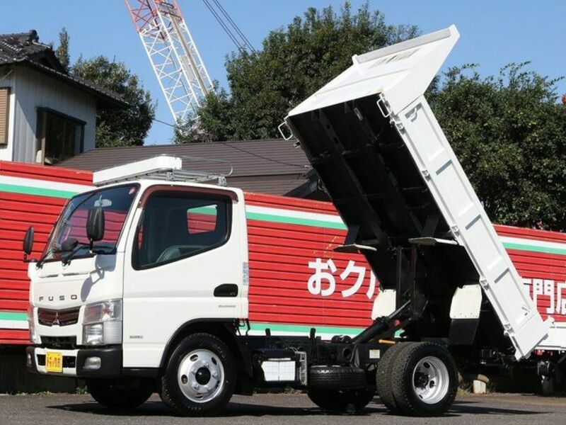 MITSUBISHI　CANTER