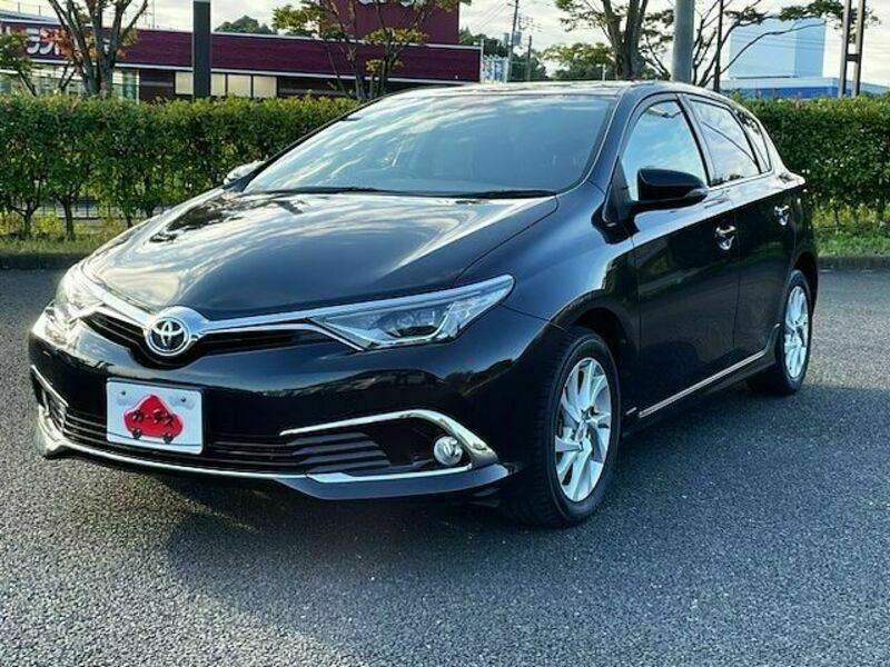 TOYOTA　AURIS