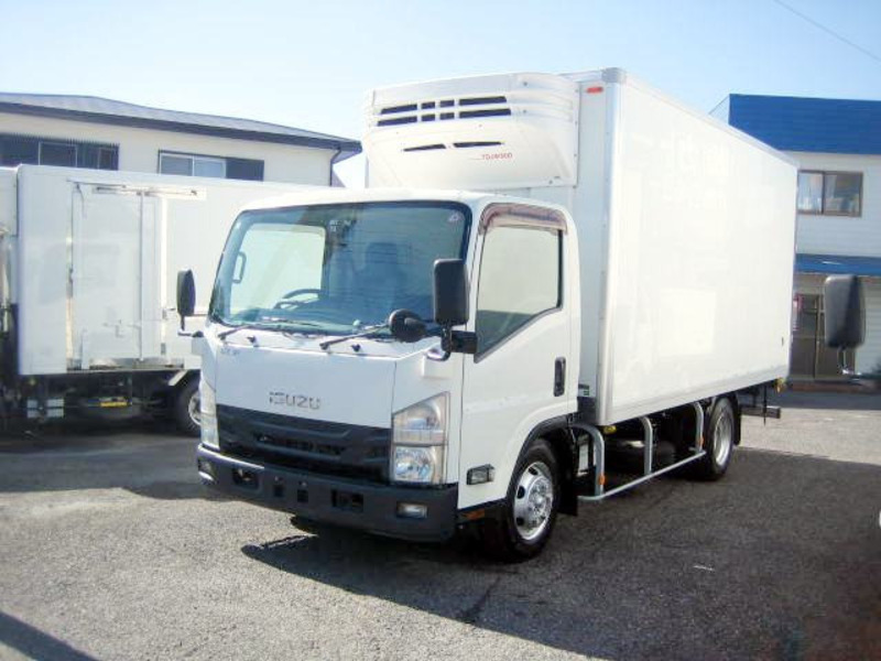 ISUZU　ELF