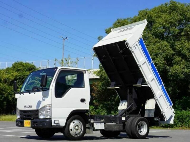 ISUZU　ELF