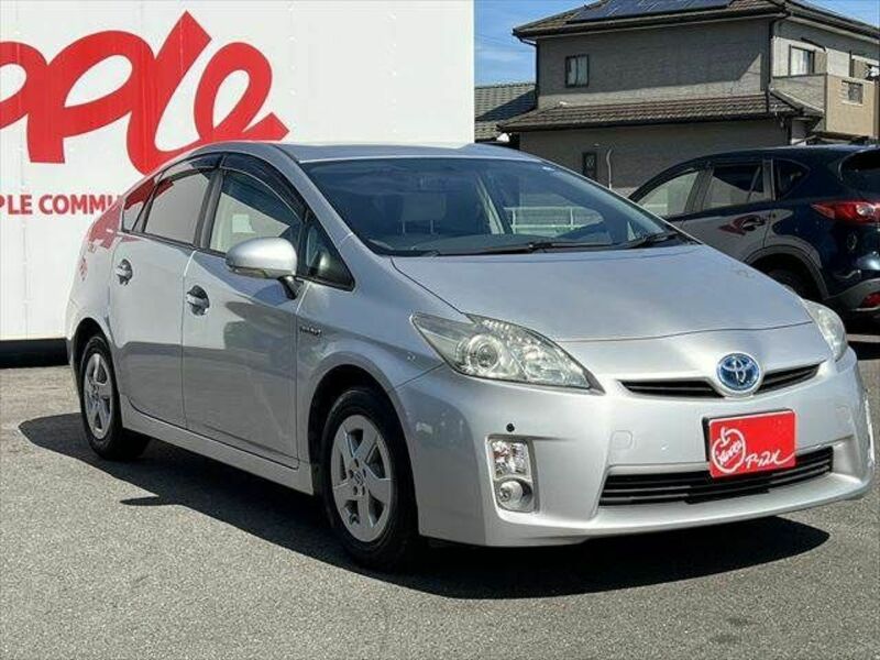 PRIUS-12