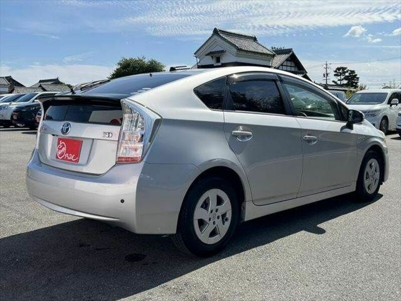 PRIUS-15