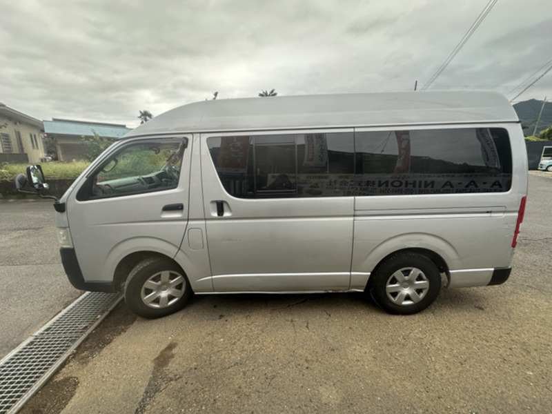 HIACE VAN-19