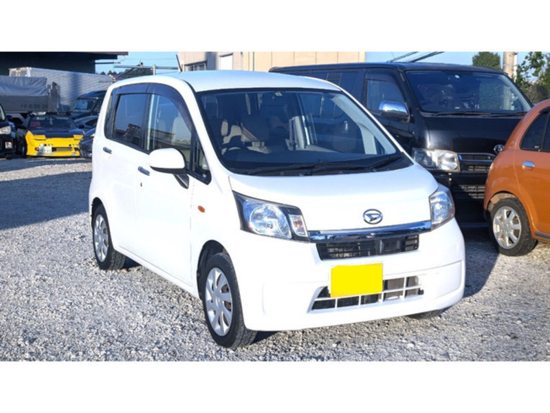 DAIHATSU　MOVE