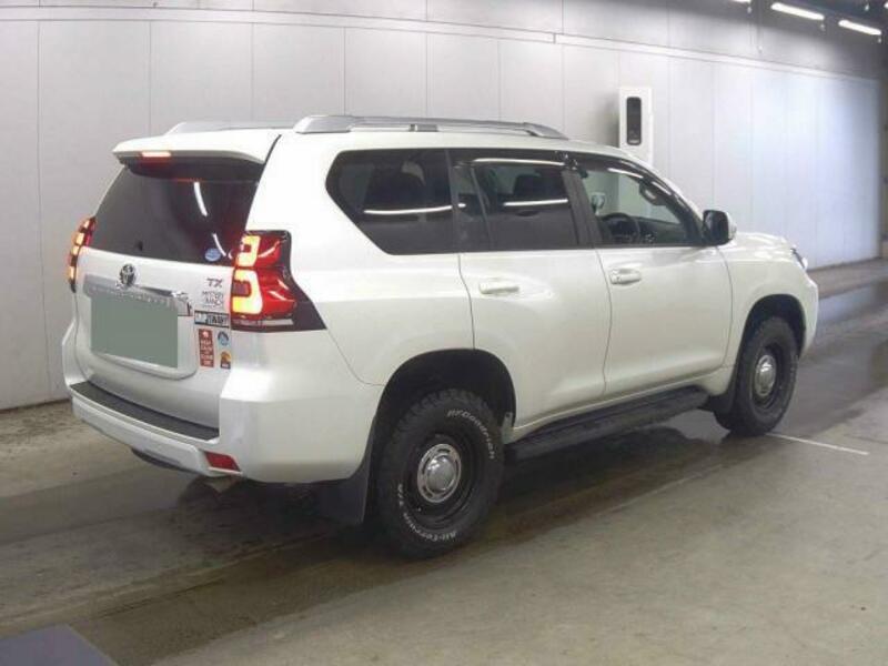 LAND CRUISER PRADO-2