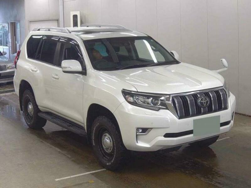 LAND CRUISER PRADO-1