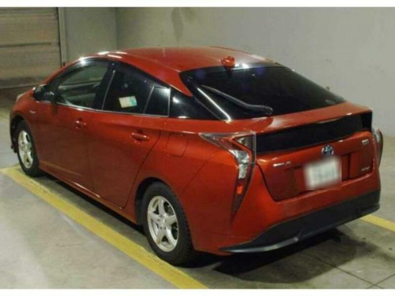 PRIUS-4