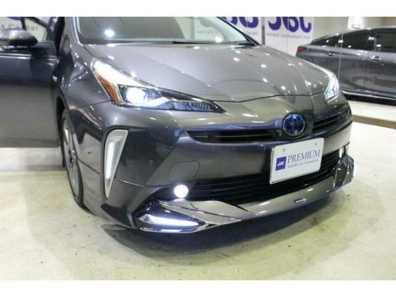 PRIUS-12