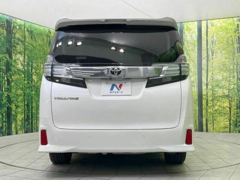 VELLFIRE-16