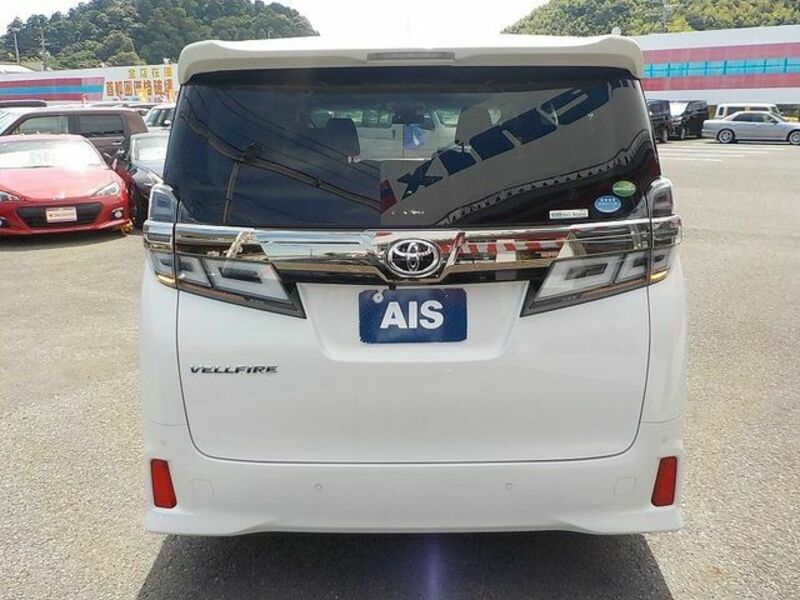 VELLFIRE-6