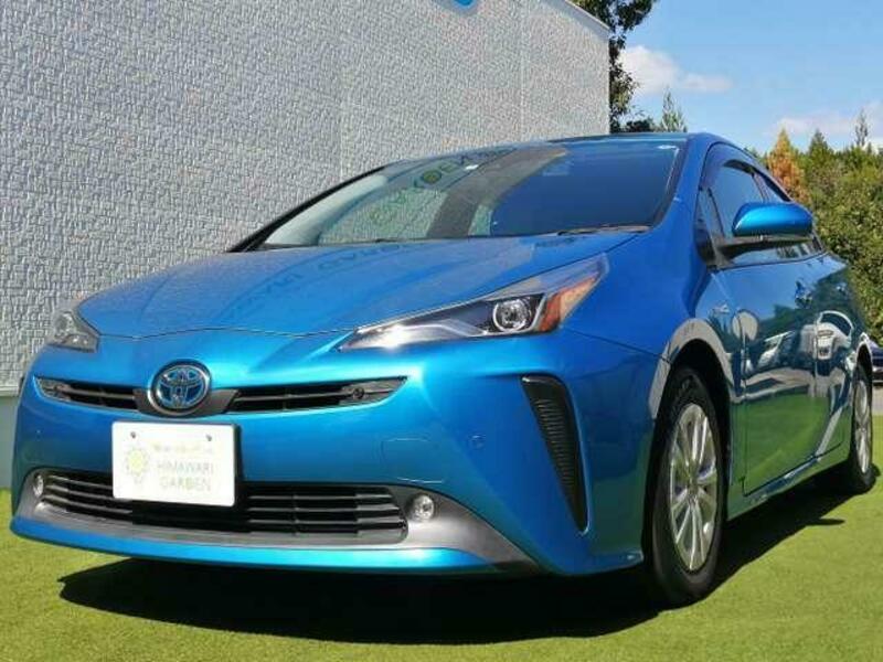 TOYOTA　PRIUS