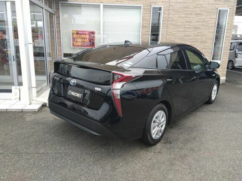 PRIUS-1