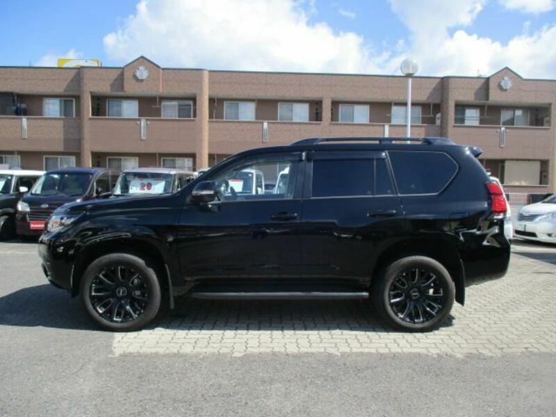 LAND CRUISER PRADO-30