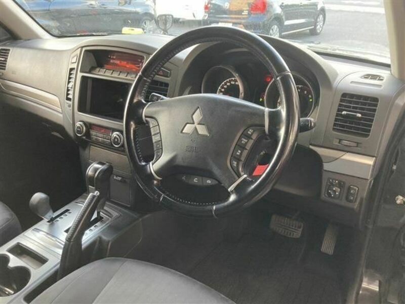 PAJERO-2