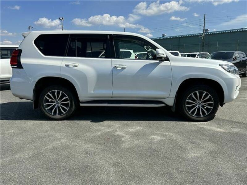 LAND CRUISER PRADO-5