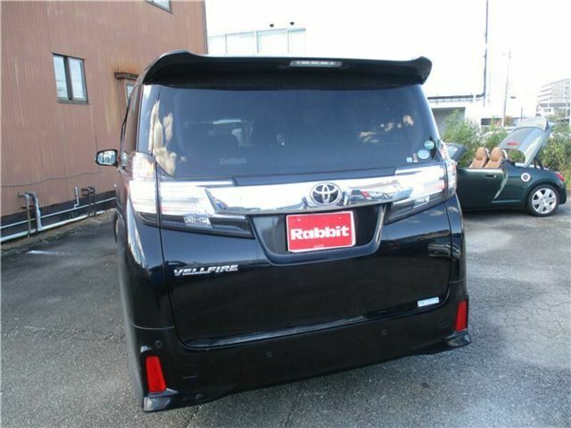 VELLFIRE-10