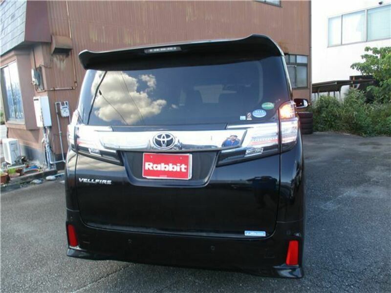 VELLFIRE-11