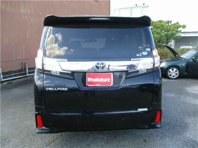 VELLFIRE-14