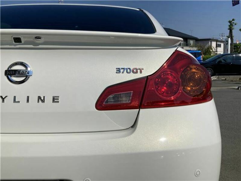 SKYLINE-22
