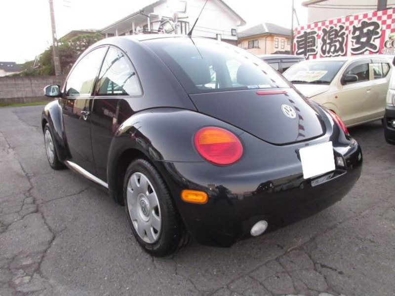 NEW BEETLE-1