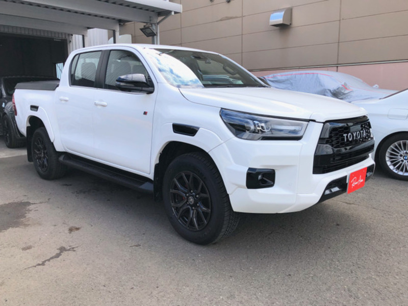 HILUX-16