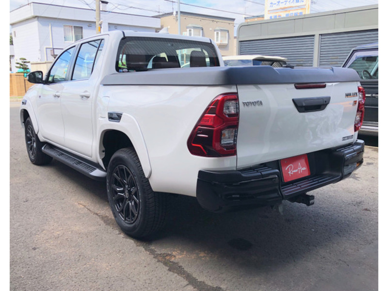 HILUX-9