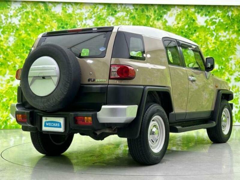 FJ CRUISER-2