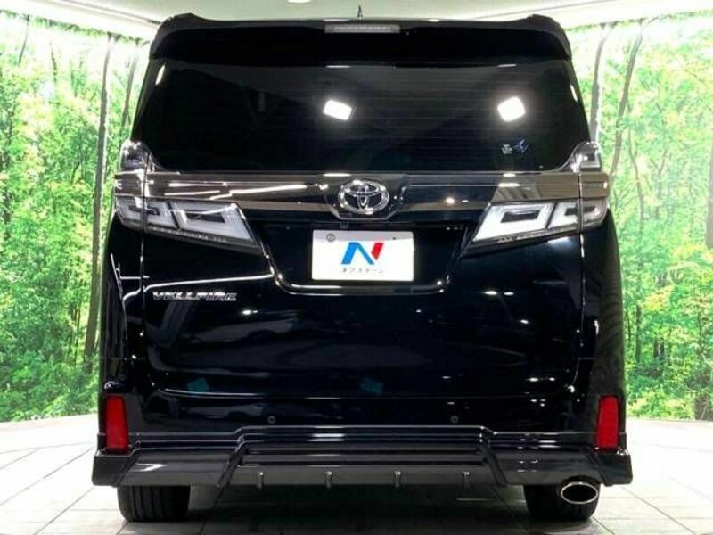 VELLFIRE-16