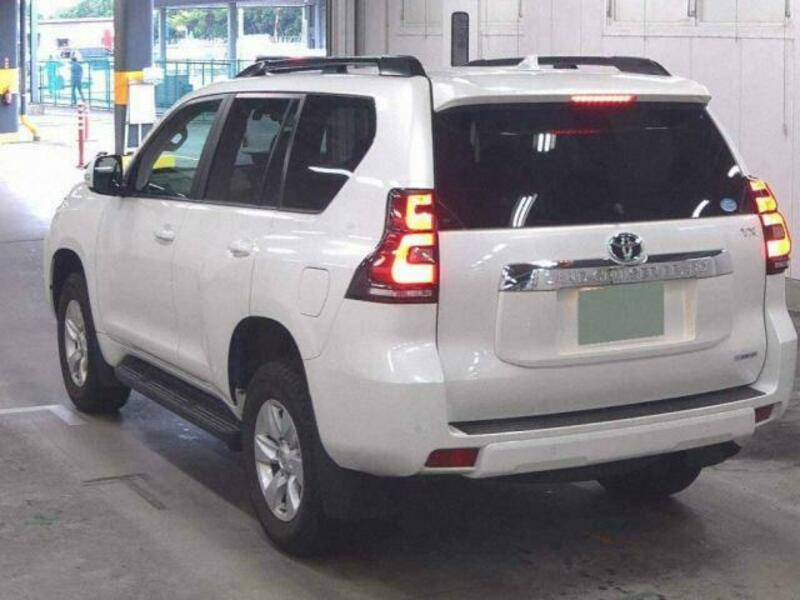 LAND CRUISER PRADO-1