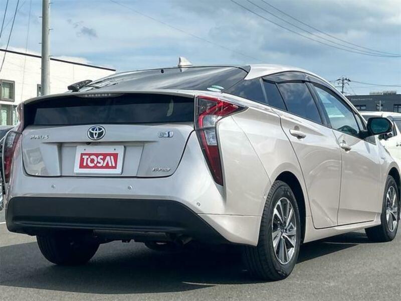 PRIUS-5