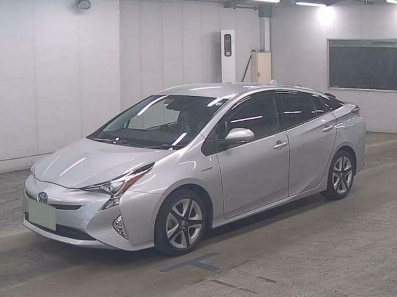 PRIUS-4