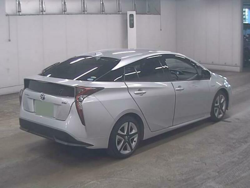 PRIUS-1