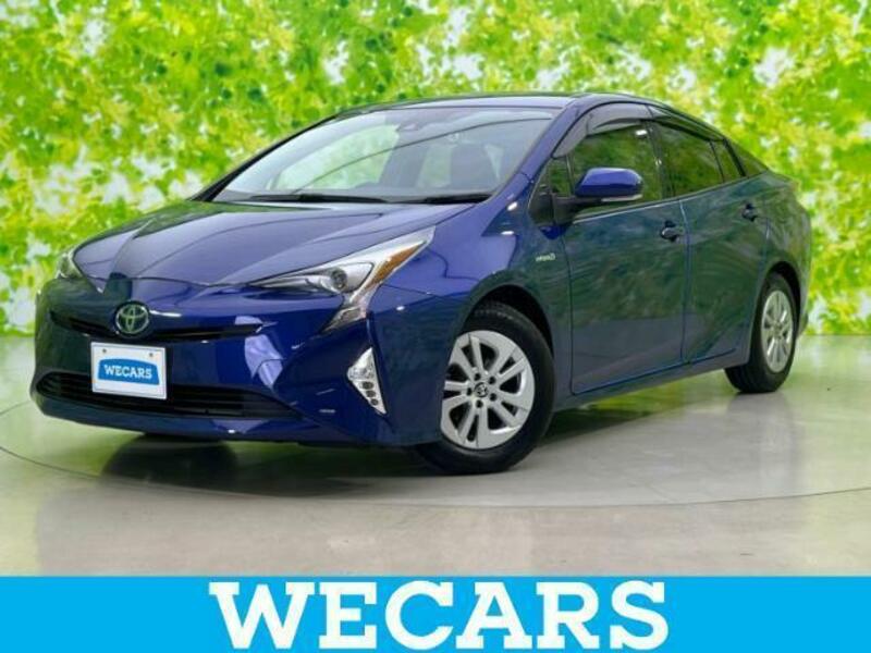 TOYOTA　PRIUS