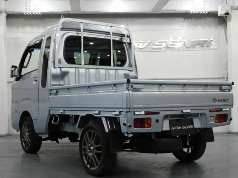 HIJET TRUCK-2