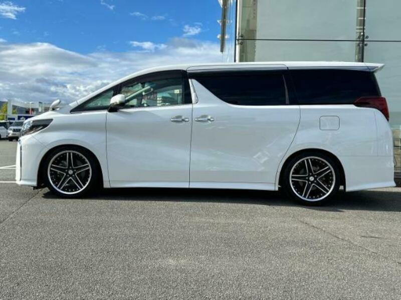 ALPHARD-1