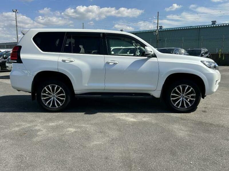 LAND CRUISER PRADO-5