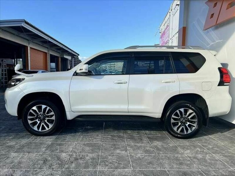 LAND CRUISER PRADO-10