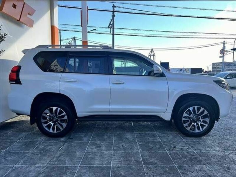 LAND CRUISER PRADO-11