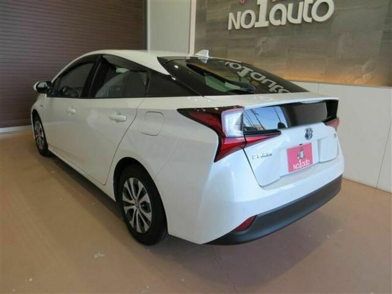 PRIUS-3