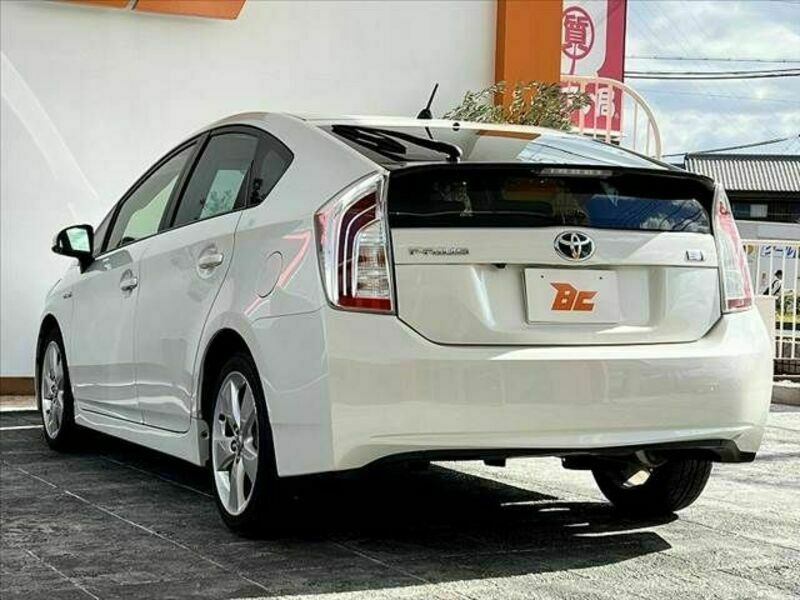 PRIUS-12