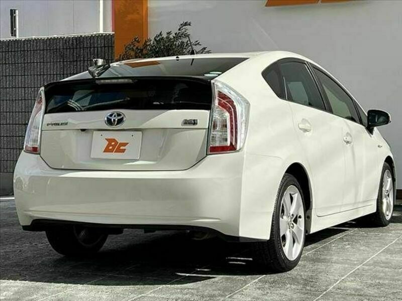 PRIUS-14