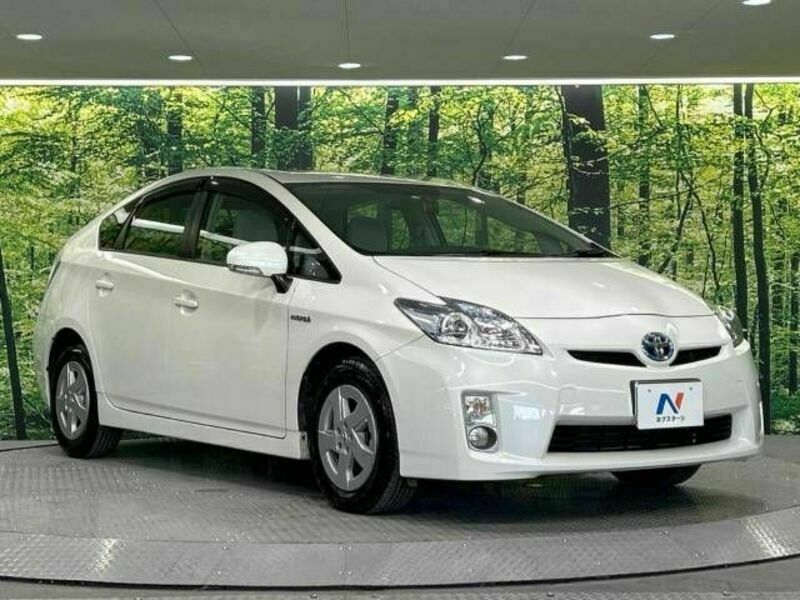 PRIUS-16