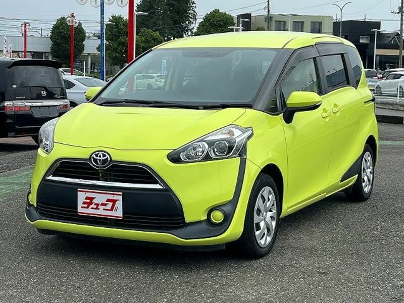 TOYOTA　SIENTA