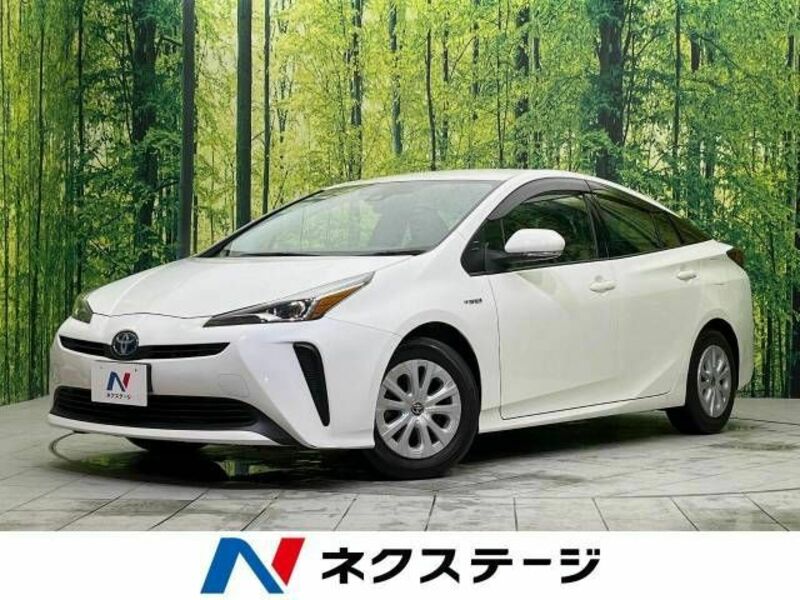 TOYOTA　PRIUS