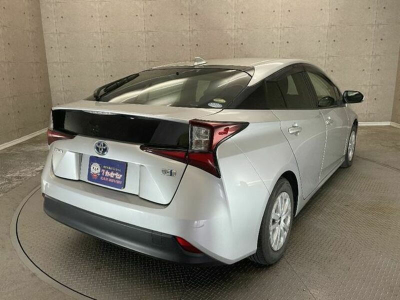 PRIUS-3