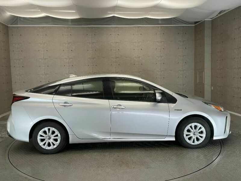 PRIUS-7