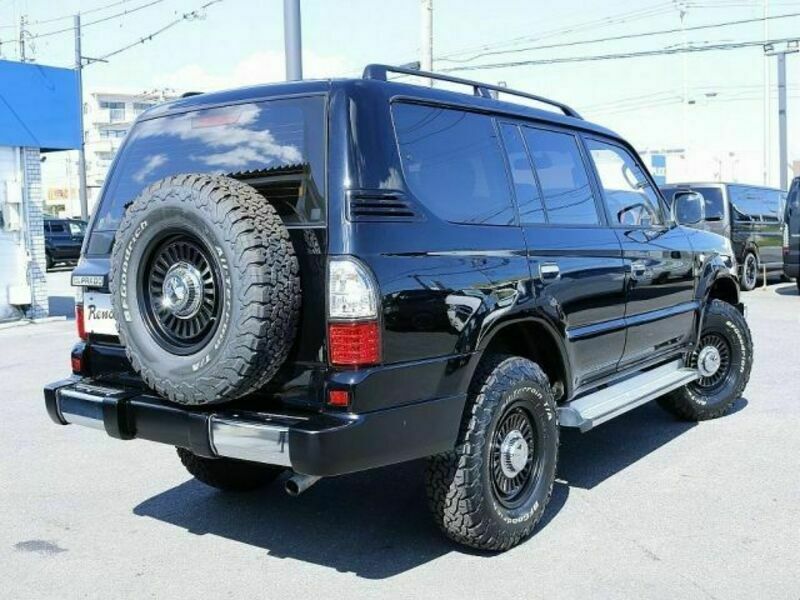 LAND CRUISER PRADO-15