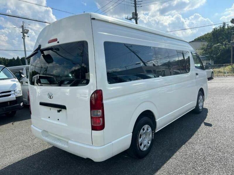 HIACE VAN-6