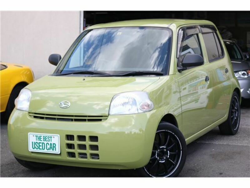 DAIHATSU　ESSE